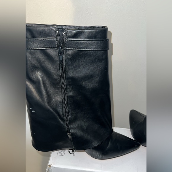 Black Women's Boots - Picture 3 of 7
